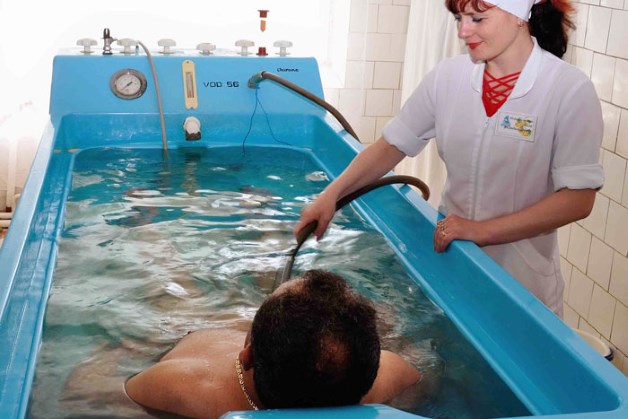 Горячая ванна при остеохондрозе шейного отдела позвоночника thumbnail